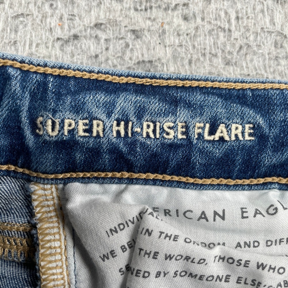 American Eagle Jeans Womens 2 Blue Super Hi-Rise Flare Super Stretch Distressed - Picture 4 of 10
